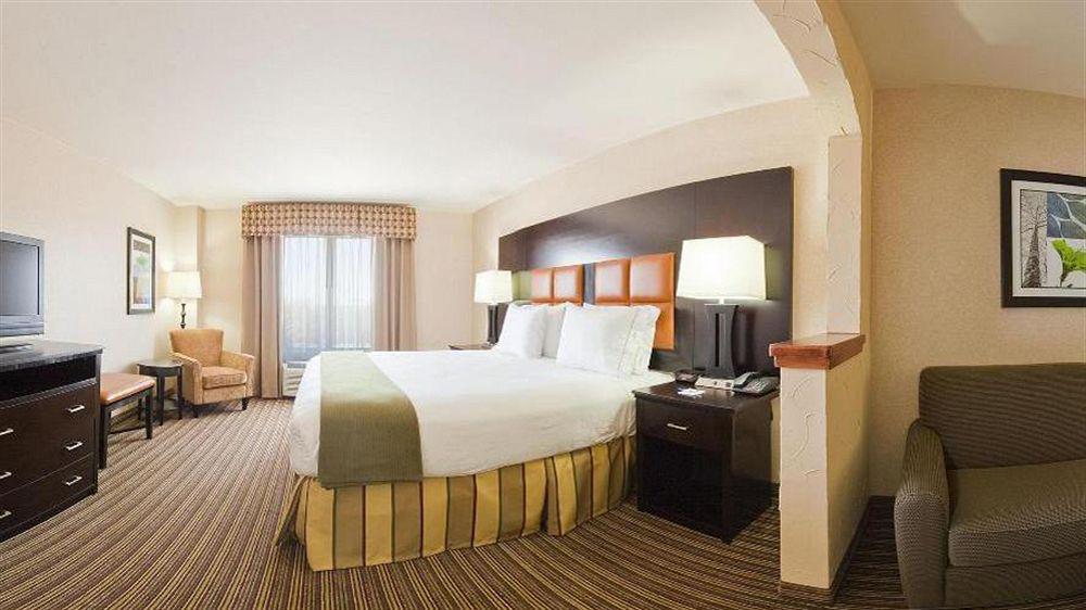 Holiday Inn Express Arlington Interstate 20 Parks Mall By Ihg Dış mekan fotoğraf