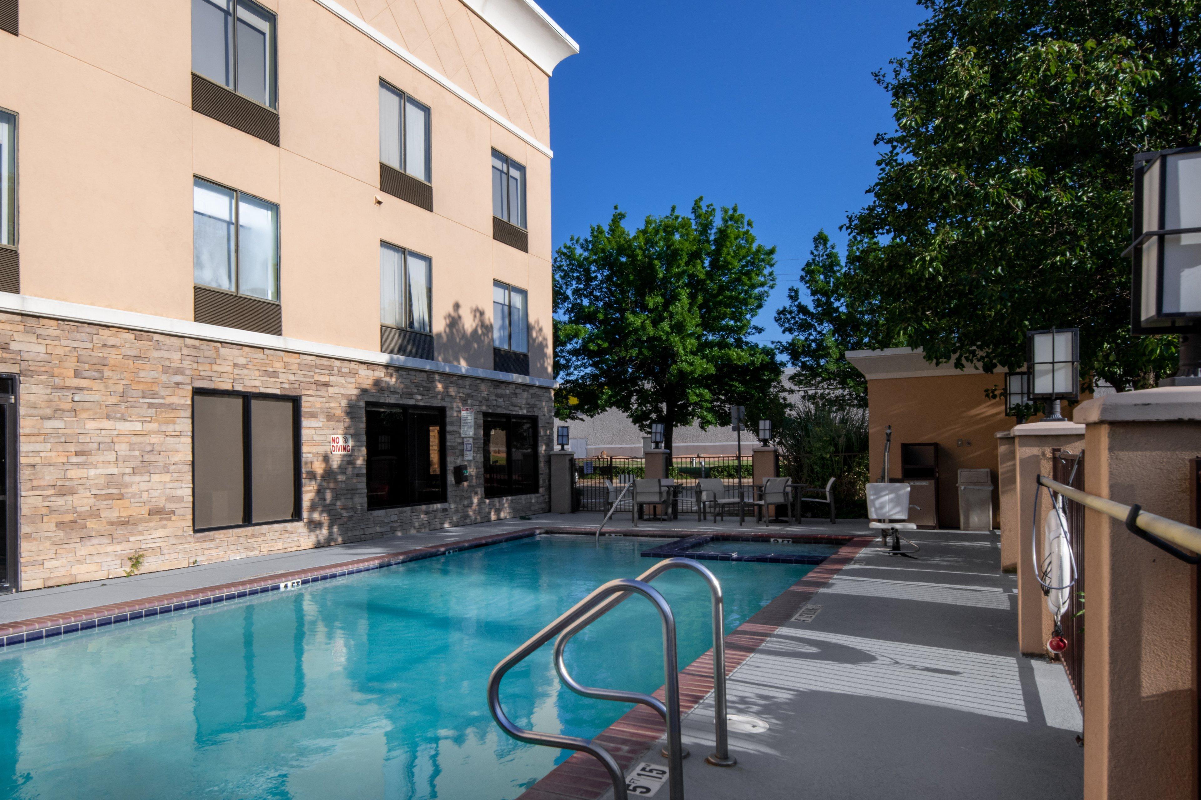 Holiday Inn Express Arlington Interstate 20 Parks Mall By Ihg Dış mekan fotoğraf